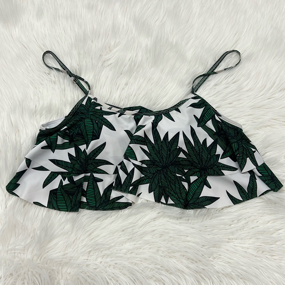 💝 10/$10 💝 Flutter Ruffle Padded Bikini Top SIZE 16